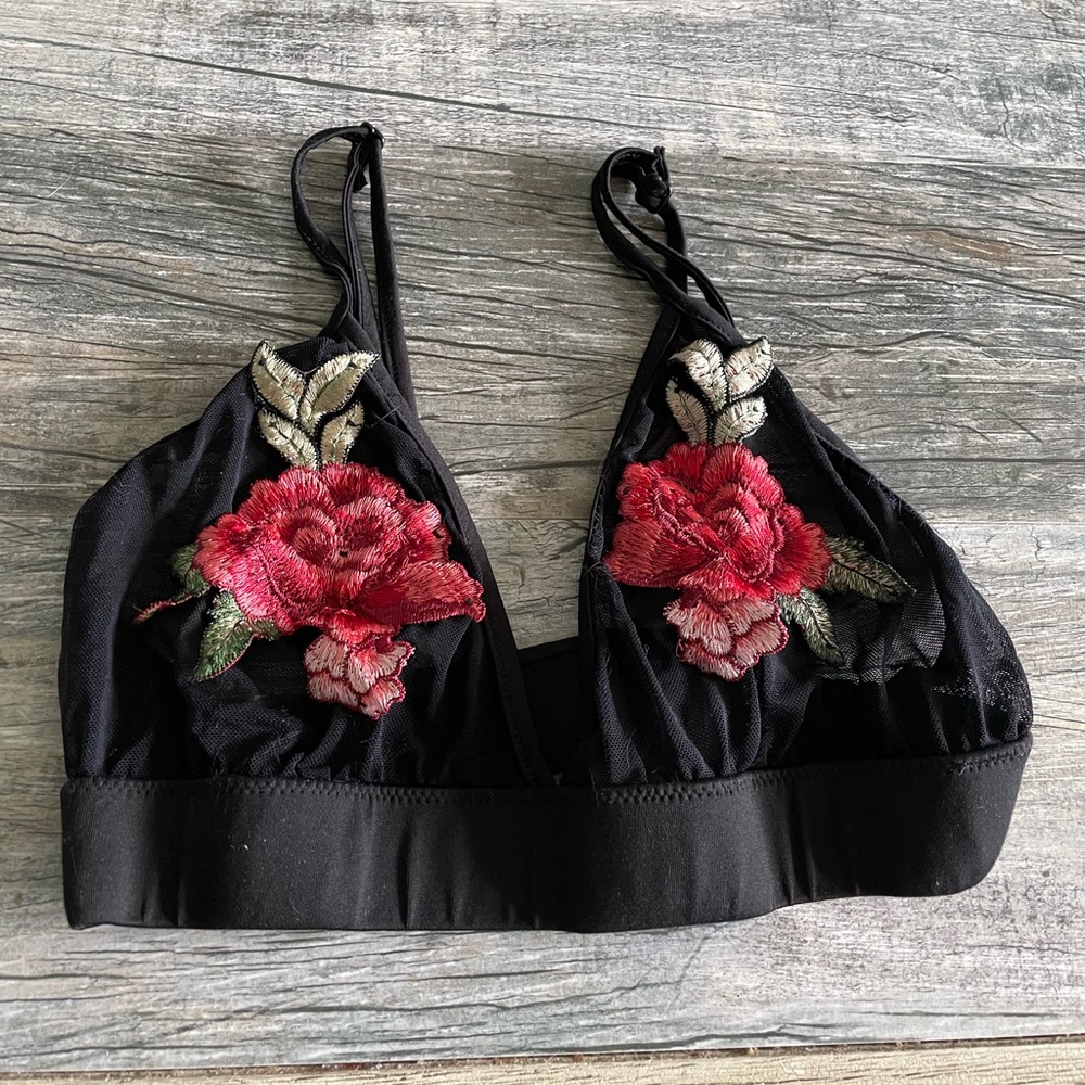 Mesh rose stretchy bra